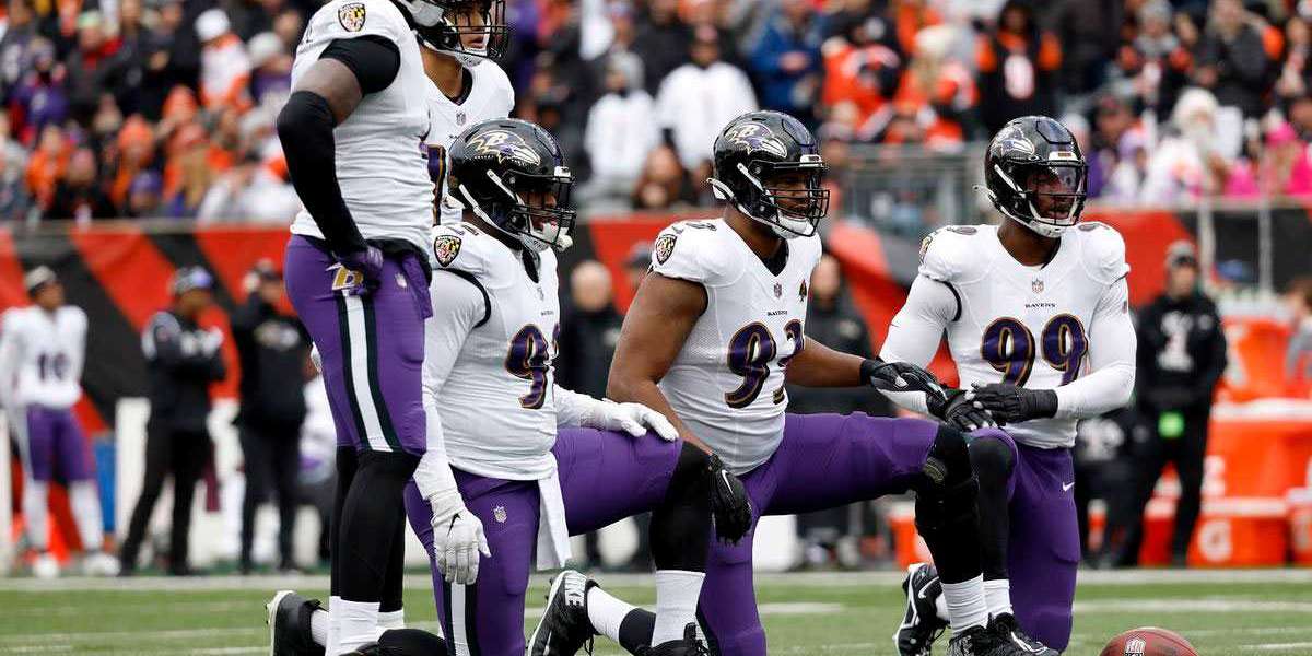 Ravens vs. Falcons: 4 activity ball applicants