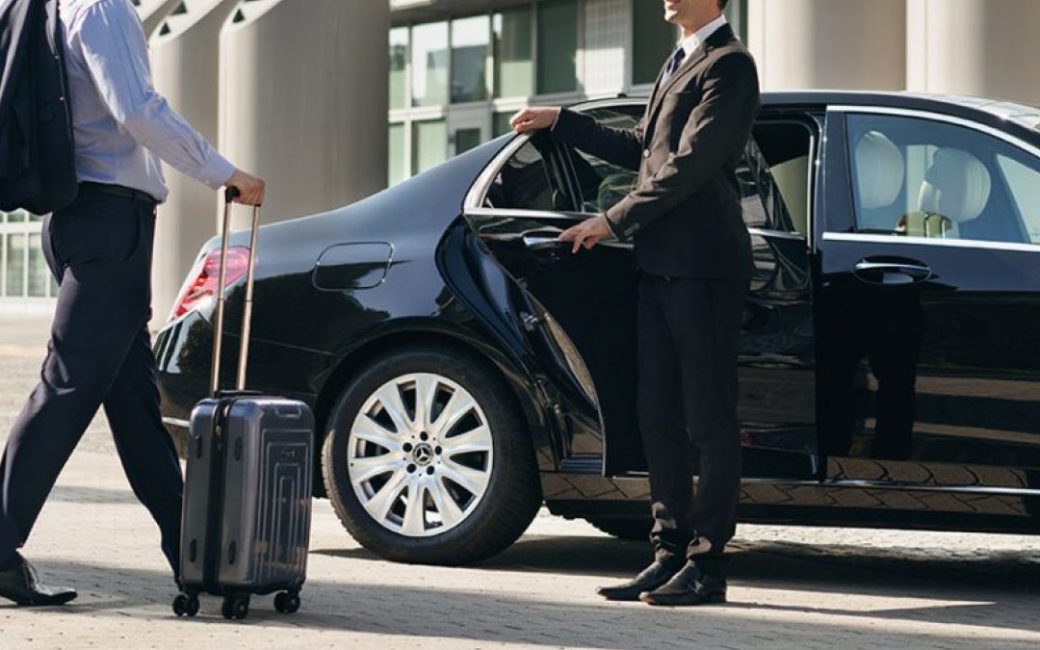 Affordable & Luxury Chauffeur Service Melbourne - Book Now