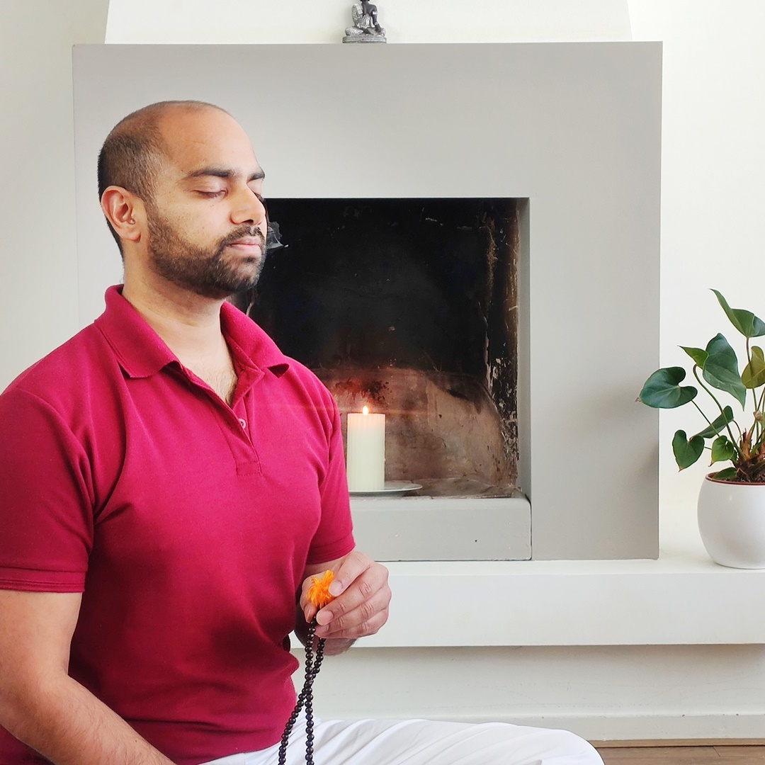 Meditation Teacher Training Certification Online | Arhanta Yoga Ashrams