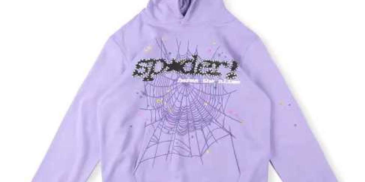 Spider Hoodie: The Perfect Blend of Edge and Comfort